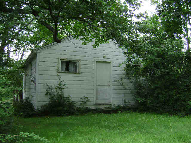 Building photograph for 29 BETHLEHEM LN